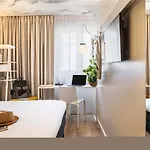 Ibis Maine Montparnasse Hotel 3*