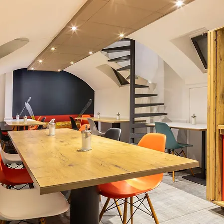 Hotel Ibis Maine Montparnasse París