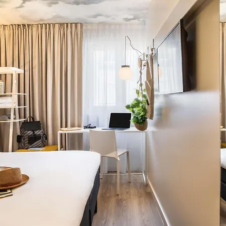 Hotel Ibis Maine Montparnasse 3*