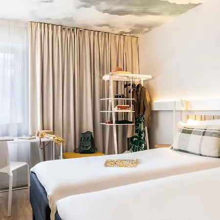 Hotel Ibis Maine Montparnasse 3*