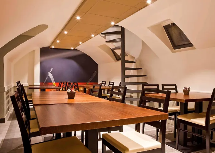 Hotel Ibis Maine Montparnasse