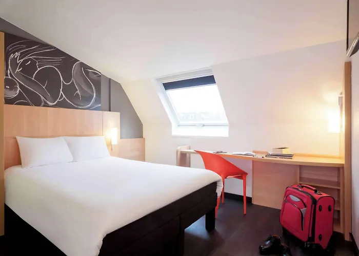 Ibis Maine Montparnasse Hotel 3*