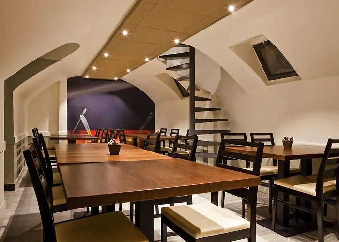 Ibis Maine Montparnasse 3* Parigi