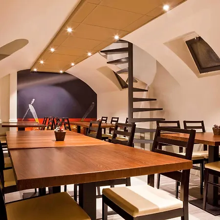 Hotell Ibis Maine Montparnasse
