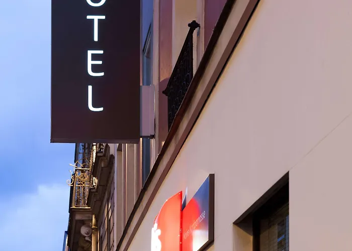 Hotel Ibis Maine Montparnasse Paris