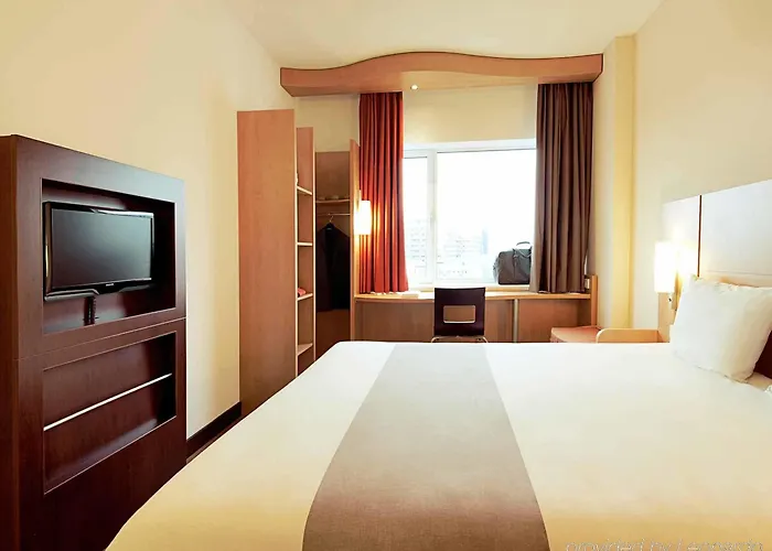 Ibis Maine Montparnasse Hotel